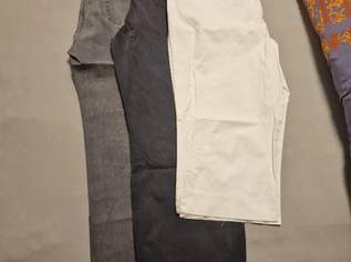 Damenhosen Gr 46 , 3 €, Kleidung & Schmuck-Damenkleidung in 1230 Liesing