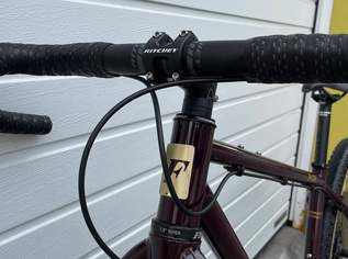 Gravel Bike FRM, 3500 €, Auto & Fahrrad-Fahrräder in 5303 Oberdorf