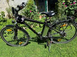 E-Bike BIKEE Trekkingbike, 850 €, Auto & Fahrrad-Fahrräder in 3874 Litschau