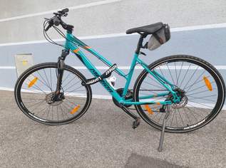 Merida Crossway 40 Trekkingbike inkl. Zubehör, 790 €, Auto & Fahrrad-Fahrräder in 7350 Oberpullendorf